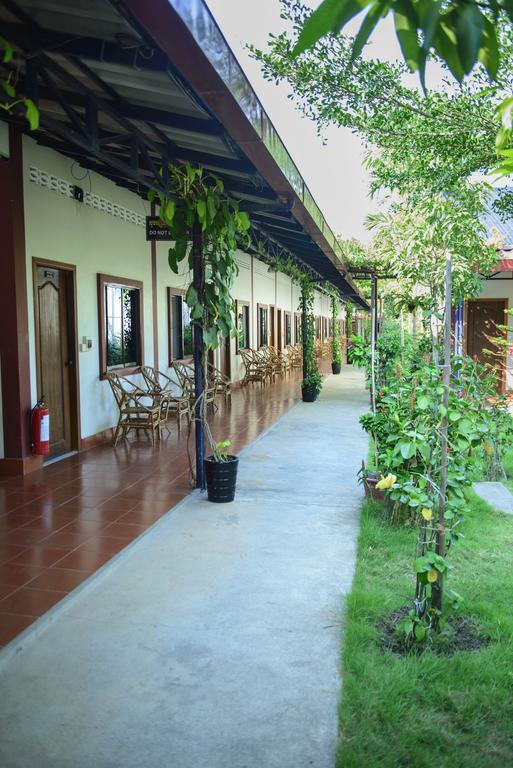 Zana Beach Guesthouse Sihanoukville Eksteriør bilde