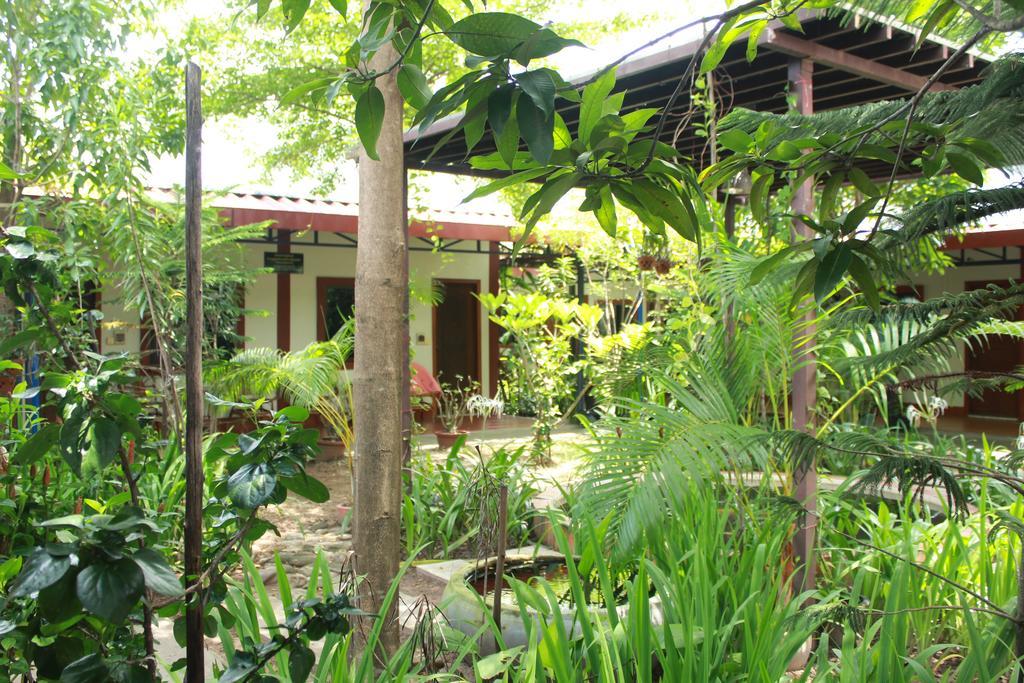 Zana Beach Guesthouse Sihanoukville Eksteriør bilde