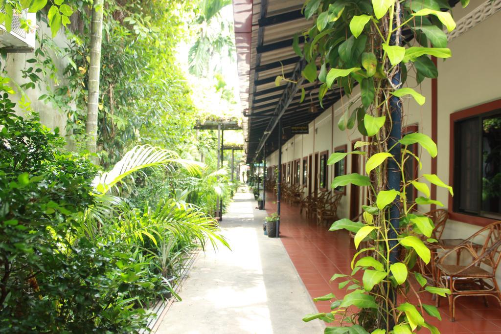Zana Beach Guesthouse Sihanoukville Eksteriør bilde