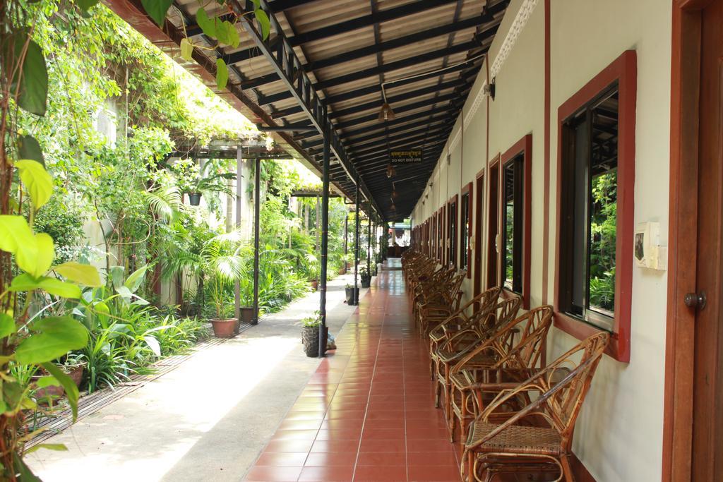 Zana Beach Guesthouse Sihanoukville Eksteriør bilde